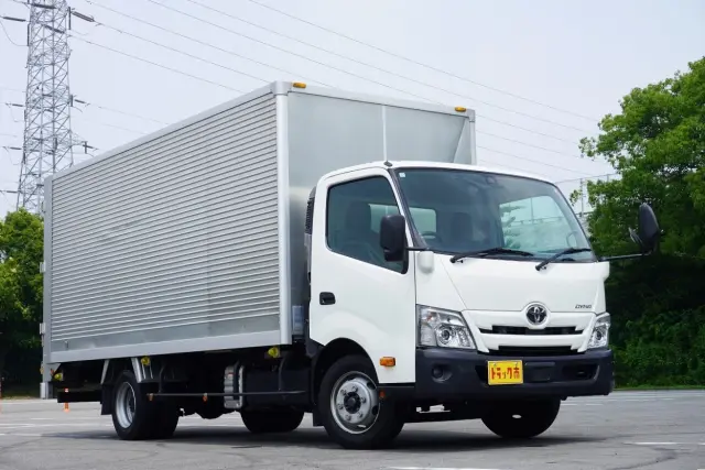 トヨタ ダイナ 2RG-XZU722(2WD)の写真8