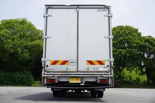 トヨタ ダイナ 2RG-XZU722(2WD)の写真10