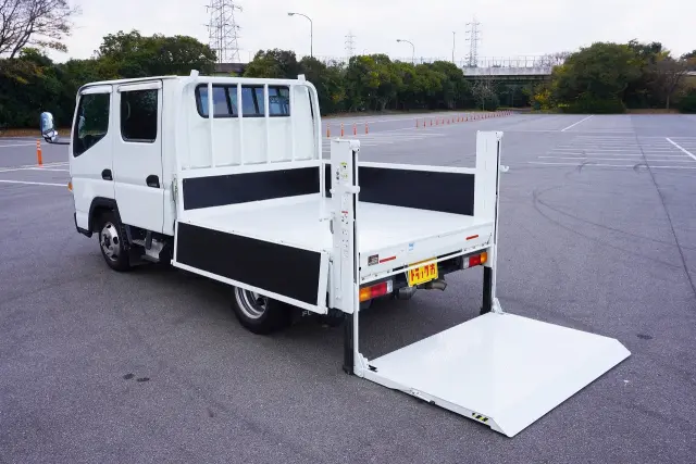 三菱 キャンター 2RG-FBA20(2WD)の写真17