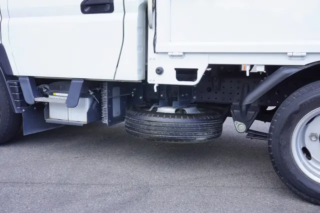 三菱 キャンター 2RG-FBA20(2WD)の写真26