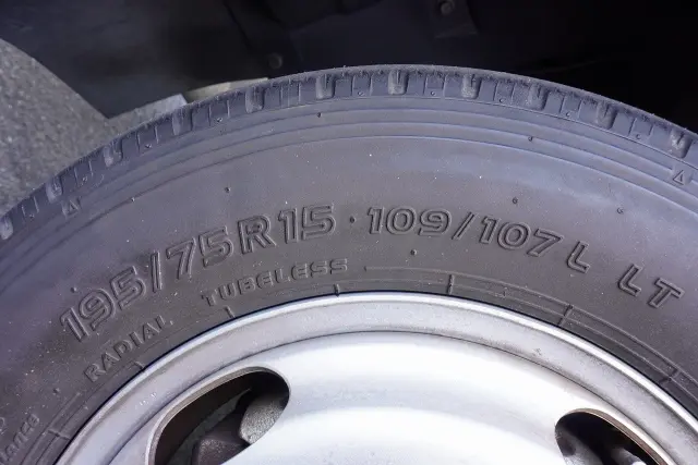 三菱 キャンター 2RG-FBA20(2WD)の写真33