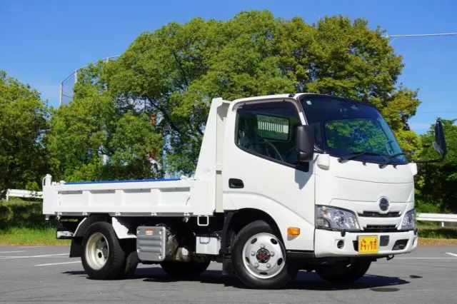 日野 デュトロ 2KG-XZU675T(4WD)の写真9