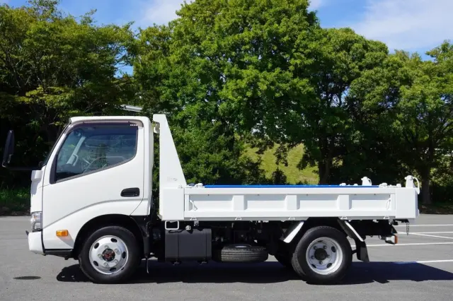 日野 デュトロ 2KG-XZU675T(4WD)の写真13