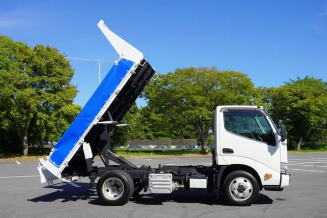 日野 デュトロ 2KG-XZU675T(4WD)の写真16