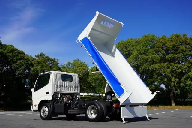 日野 デュトロ 2KG-XZU675T(4WD)の写真19