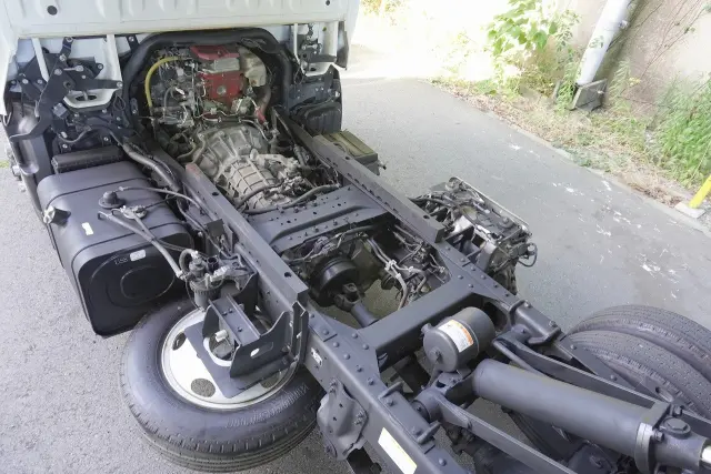 日野 デュトロ 2KG-XZU675T(4WD)の写真29