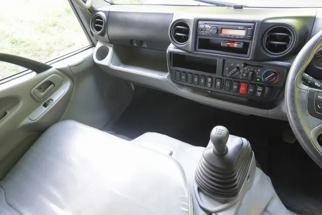 日野 デュトロ 2KG-XZU675T(4WD)の写真42