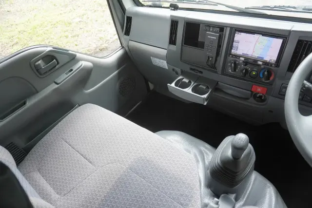 いすゞ エルフ TPG-NKR85A(2WD)の写真41