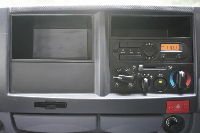 マツダ タイタン TRG-LJR85A(2WD)の写真40