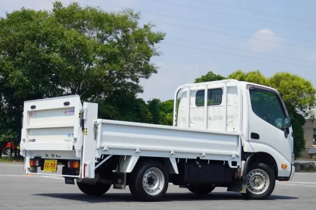 トヨタ ダイナ QDF-KDY221(2WD)の写真2