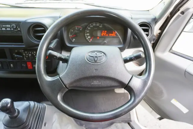 トヨタ トヨエース TKG-XZU675(4WD)の写真38