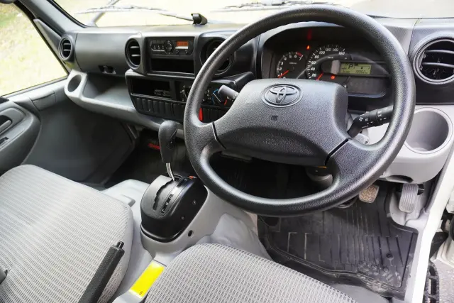 トヨタ ダイナ ABF-TRY230(2WD)の写真3