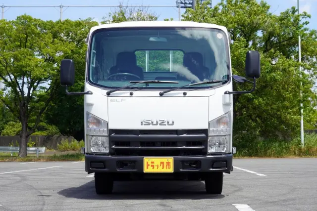 いすゞ エルフ TKG-NLR85AR(2WD)の写真8