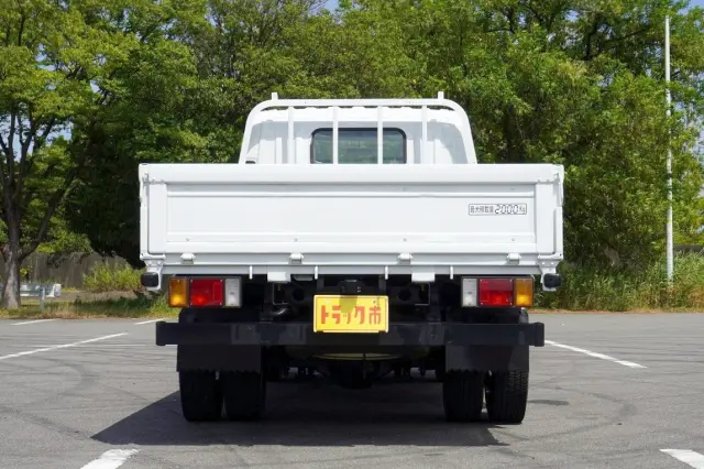 いすゞ エルフ TKG-NLR85AR(2WD)の写真11