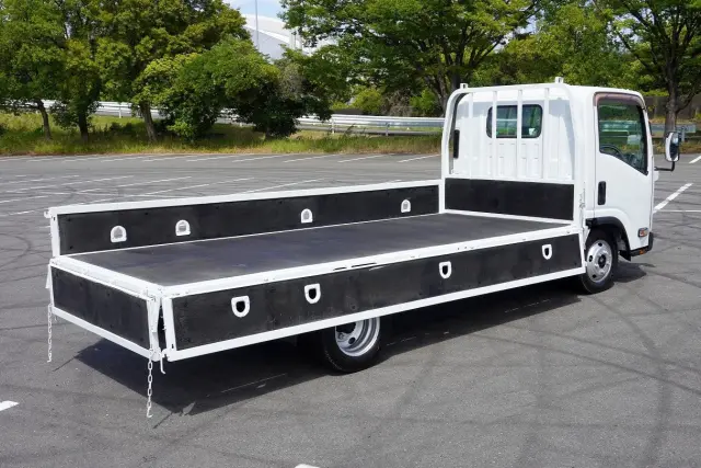 いすゞ エルフ TKG-NLR85AR(2WD)の写真15