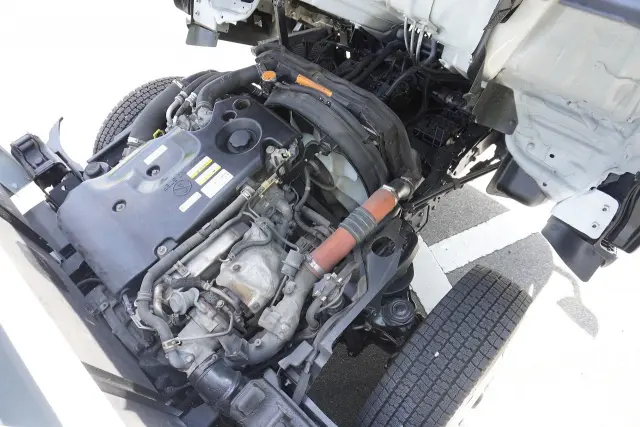 いすゞ エルフ TKG-NLR85AR(2WD)の写真23