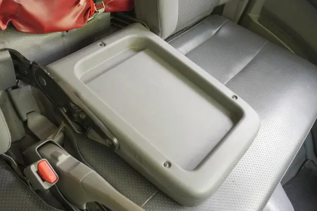 いすゞ エルフ TKG-NLR85AR(2WD)の写真48