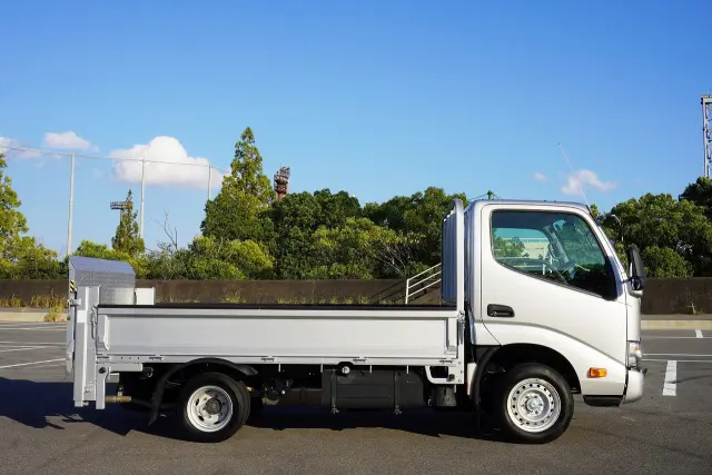 トヨタ ダイナ 3BF-TRY230(2WD)の写真9