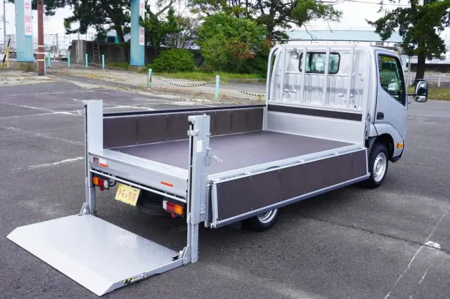 トヨタ ダイナ 3BF-TRY230(2WD)の写真20