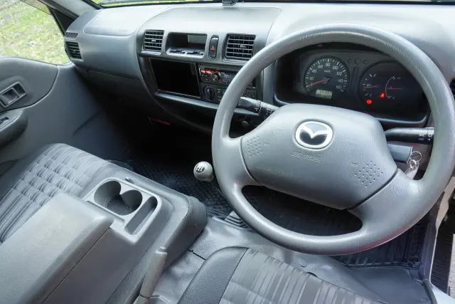 マツダ ボンゴトラック DBF-SLP2T(2WD)の写真3