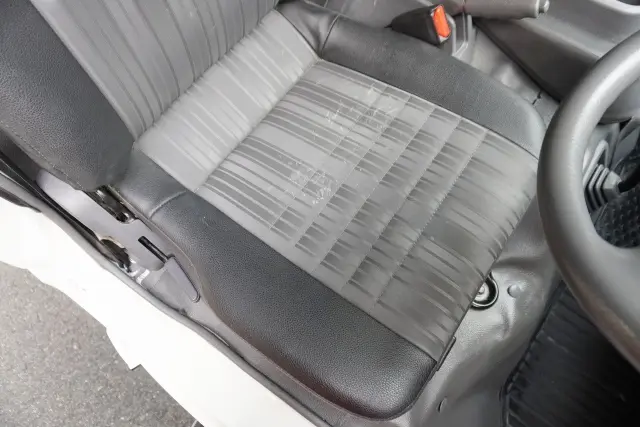 マツダ ボンゴトラック DBF-SLP2T(2WD)の写真47