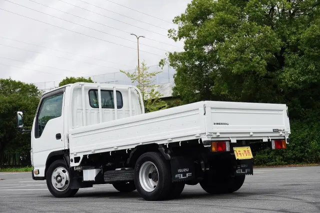 いすゞ エルフ TKG-NJR85A(2WD)の写真12