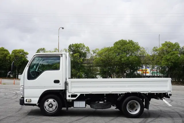 いすゞ エルフ TKG-NJR85A(2WD)の写真13