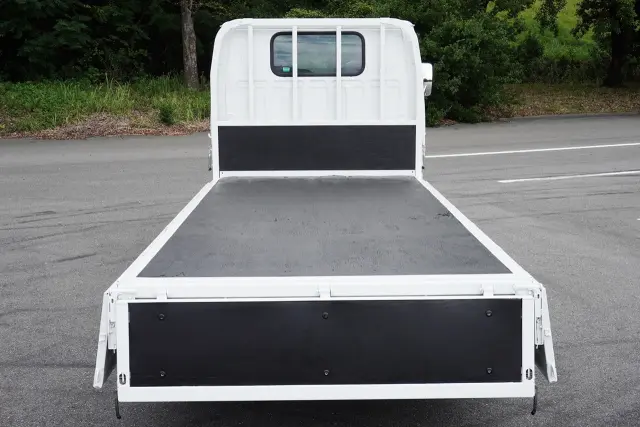 いすゞ エルフ TKG-NJR85A(2WD)の写真18