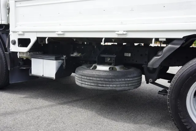 いすゞ エルフ TKG-NJR85A(2WD)の写真28