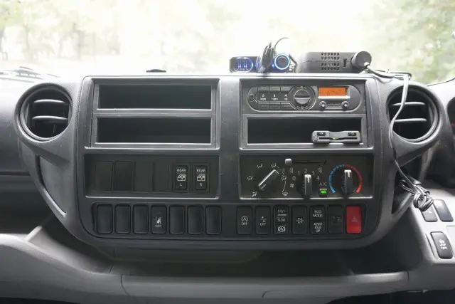 日野 デュトロ TKG-XZU710M(2WD)の写真40