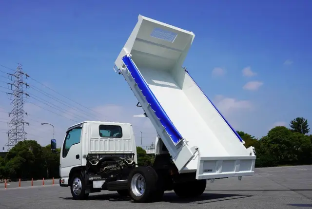 いすゞ エルフ TKG-NKR85AN(2WD)の写真17