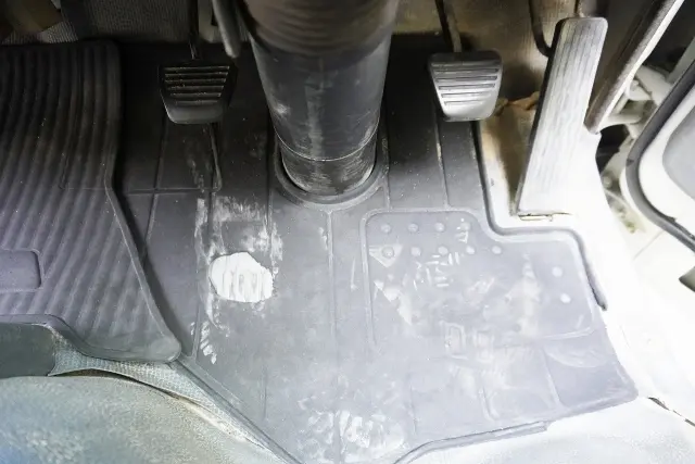 いすゞ エルフ TKG-NKR85AN(2WD)の写真44