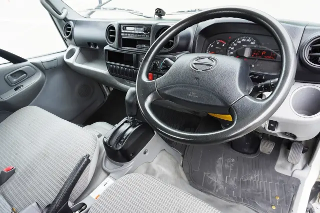日野 デュトロ TKG-XZC605M(2WD)の写真3