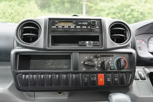 日野 デュトロ TKG-XZC605M(2WD)の写真41