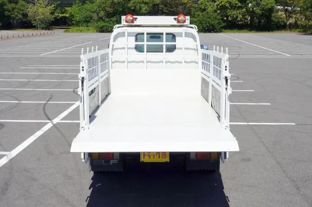 いすゞ エルフ TKG-NKR85A(2WD)の写真17