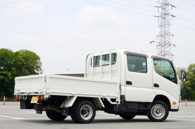 トヨタ ダイナ LDF-KDY231(2WD)の写真2