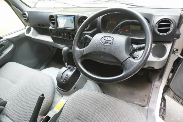 トヨタ ダイナ LDF-KDY231(2WD)の写真3