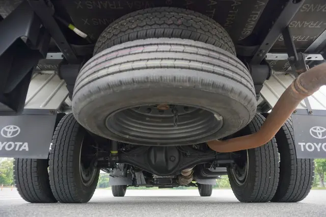 トヨタ ダイナ LDF-KDY231(2WD)の写真6