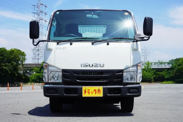 いすゞ エルフ TPG-NKR85AD(2WD)の写真8