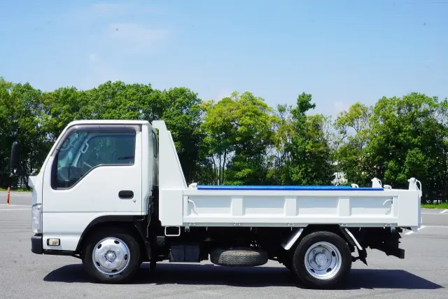 いすゞ エルフ TPG-NKR85AD(2WD)の写真14