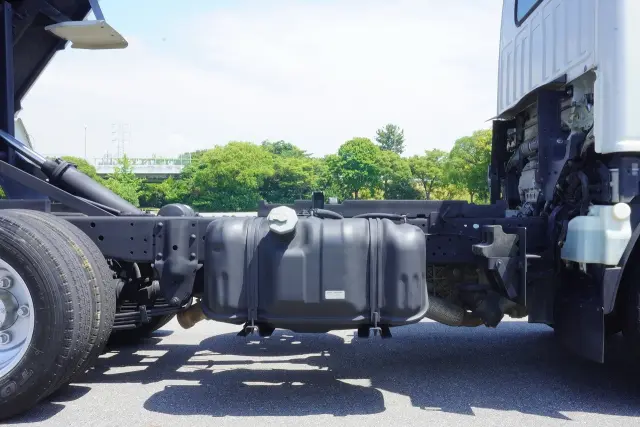 いすゞ エルフ TPG-NKR85AD(2WD)の写真31