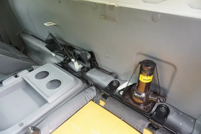 トヨタ トヨエース LDF-KDY281(4WD)の写真48