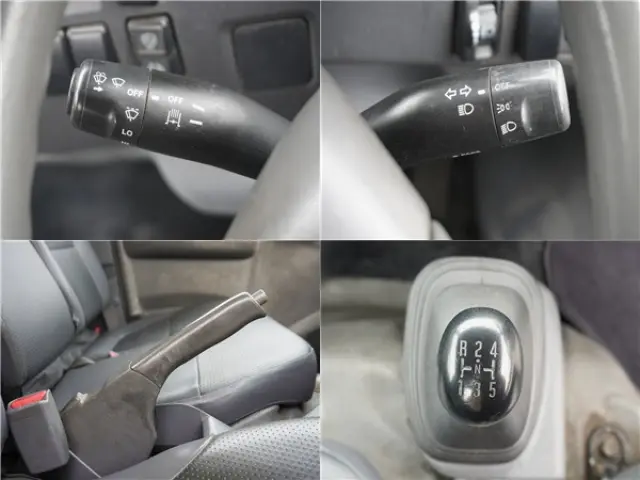 いすゞ エルフ BKG-NLR85AR(2WD)の写真38