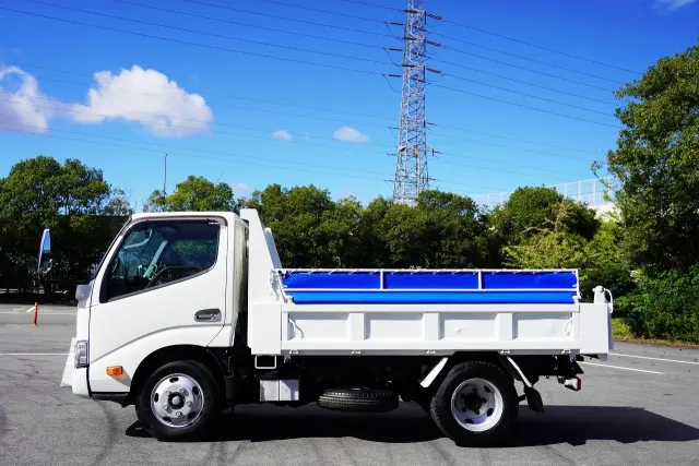 日野 デュトロ 2RG-XZU600T(2WD)の写真15