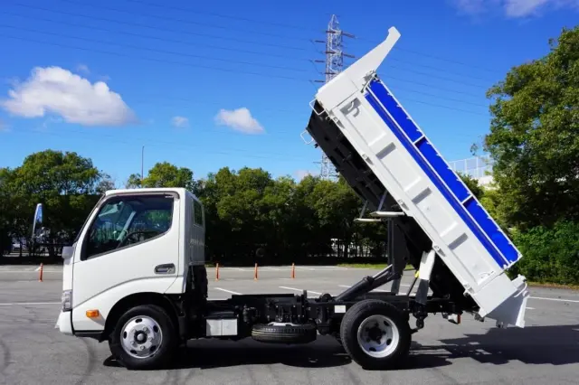 日野 デュトロ 2RG-XZU600T(2WD)の写真21