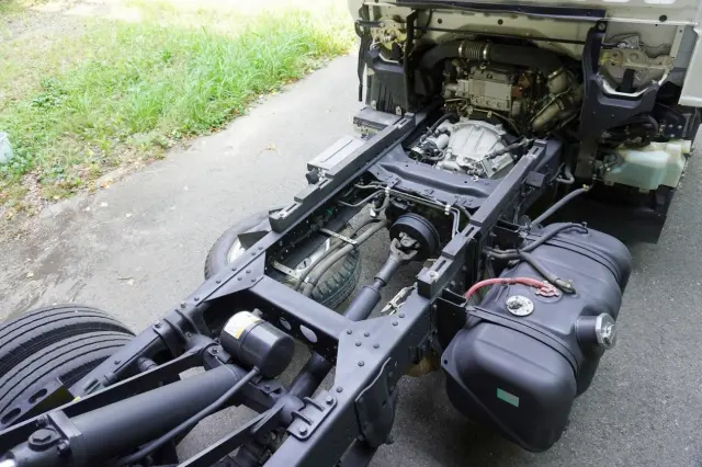 いすゞ エルフ TPG-NJR85AD(2WD)の写真32