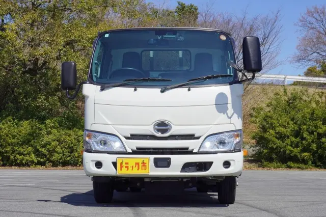 日野 デュトロ 2KG-XZC605M(2WD)の写真8