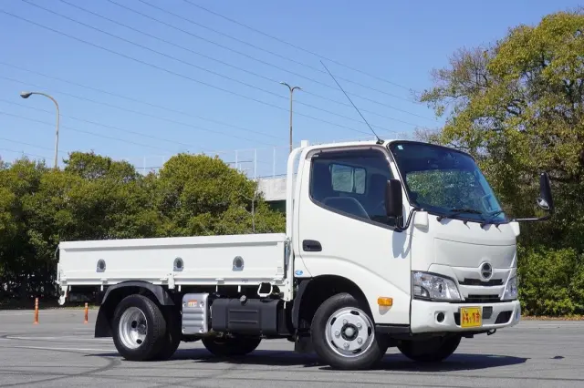 日野 デュトロ 2KG-XZC605M(2WD)の写真9
