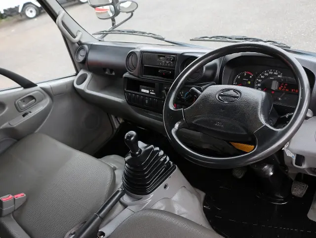 日野 デュトロ TKG-XZC610T(2WD)の写真3