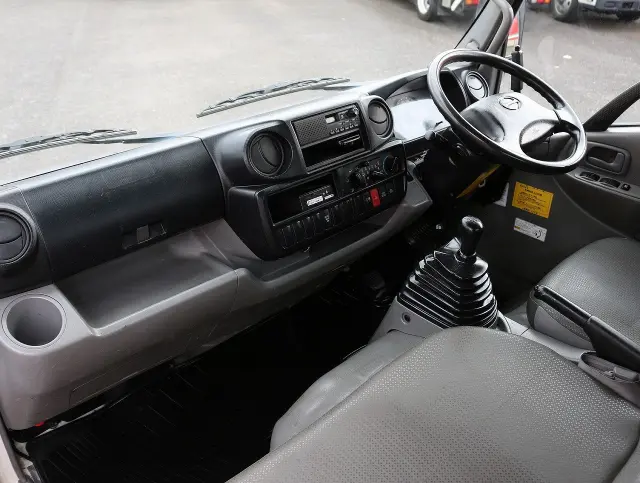 日野 デュトロ TKG-XZC610T(2WD)の写真31